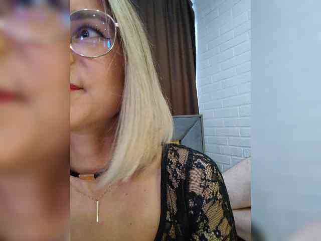Zhenya-and-Vasilisa webcam