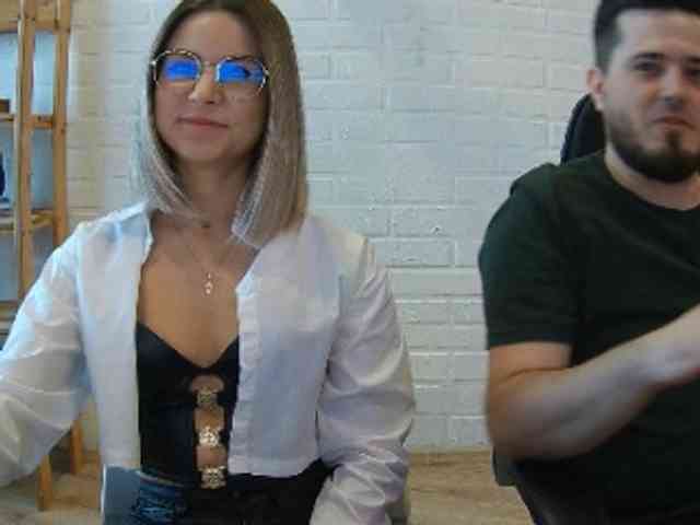 Zhenya-and-Vasilisa webcam