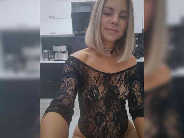 Vasilisa-and-Zhenya webcam