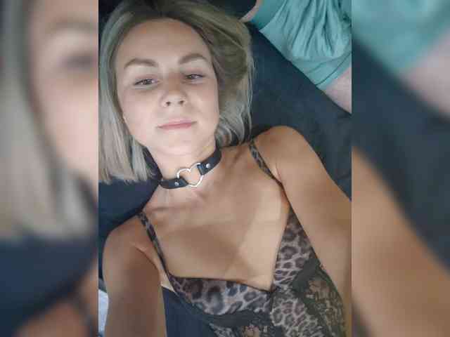 Vasilisa-and-Zhenya webcam