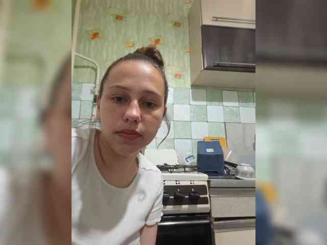 Vikktorriaaa webcam