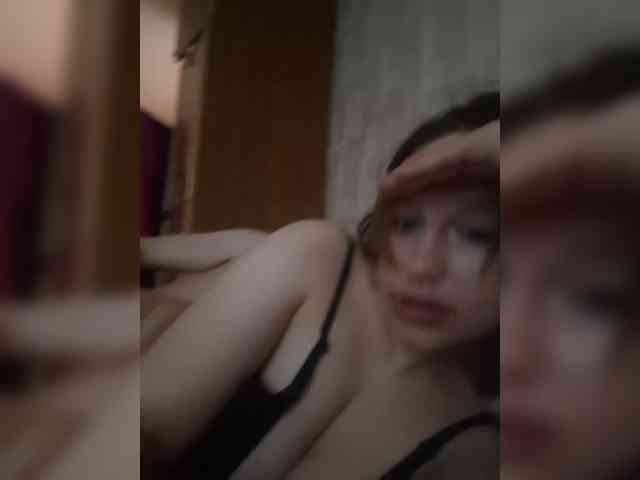 Vikktorriaaa webcam