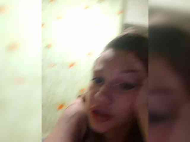 Vikktorriaaa webcam