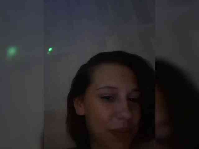 Vikktorriaaa webcam