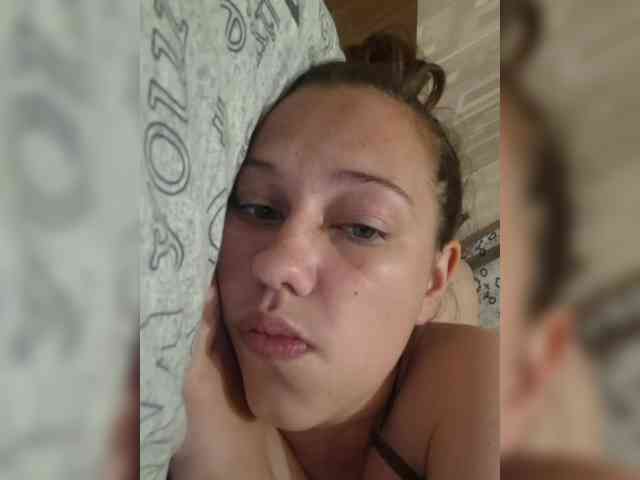 Vikktorriaaa webcam