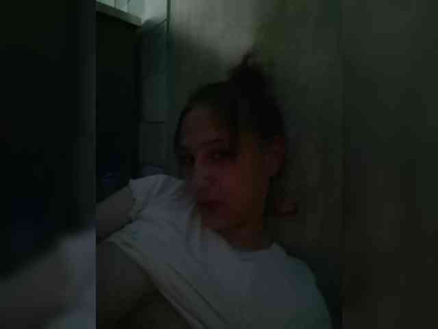 Vikktorriaaa webcam