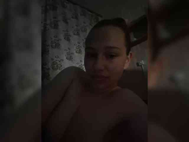 Vikktorriaaa webcam