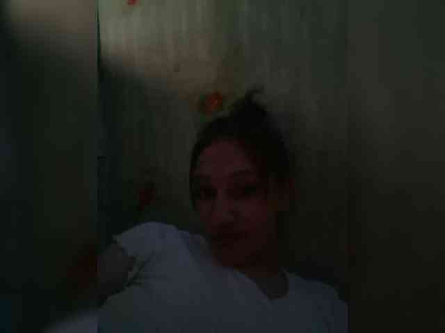 Vikktorriaaa webcam