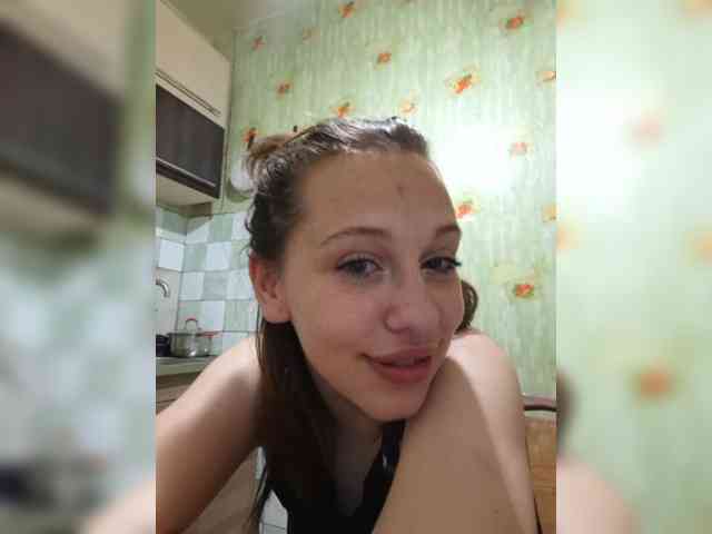 Vikktorriaaa webcam