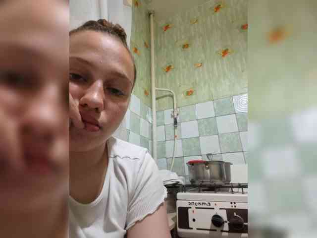 Vikktorriaaa webcam