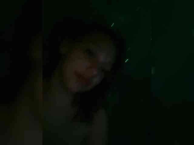 Vikktorriaaa webcam
