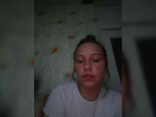 Модель: Vikktorriaaa