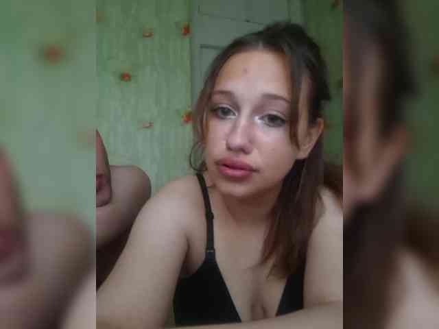 Vikktorriaaa webcam