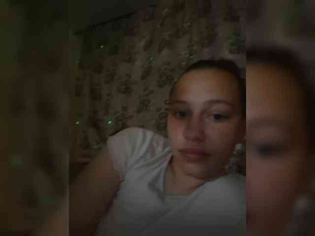 Vikktorriaaa webcam