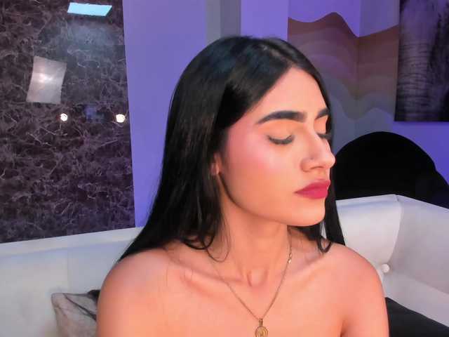 JasminBlake Live Cam and Statistics on UnifiedCams