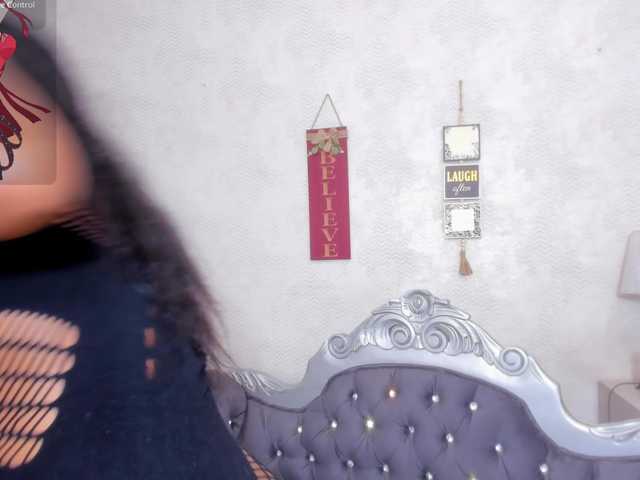 Katherin-Cruzz live cam on BongaCams