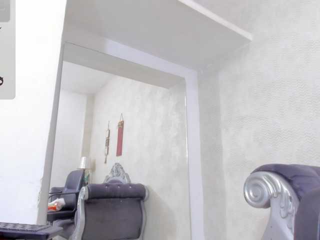 Katherin-Cruzz live cam on BongaCams
