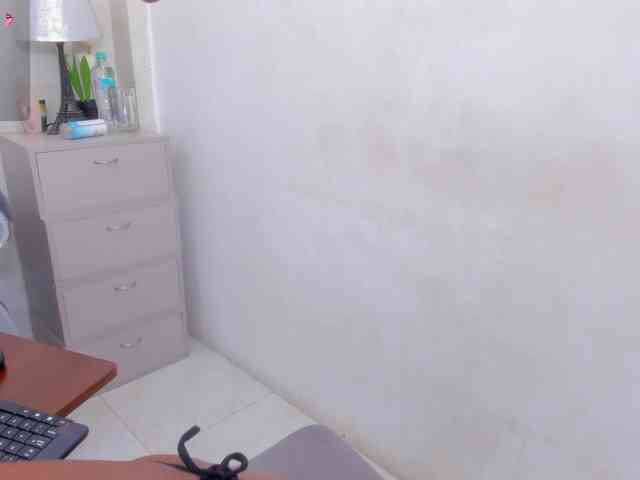 Katherin-Cruzz webcam