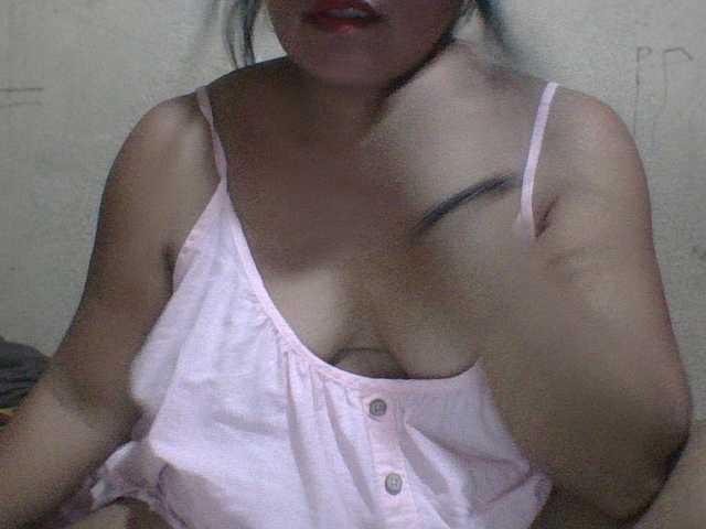 PinayAnna live cam on BongaCams