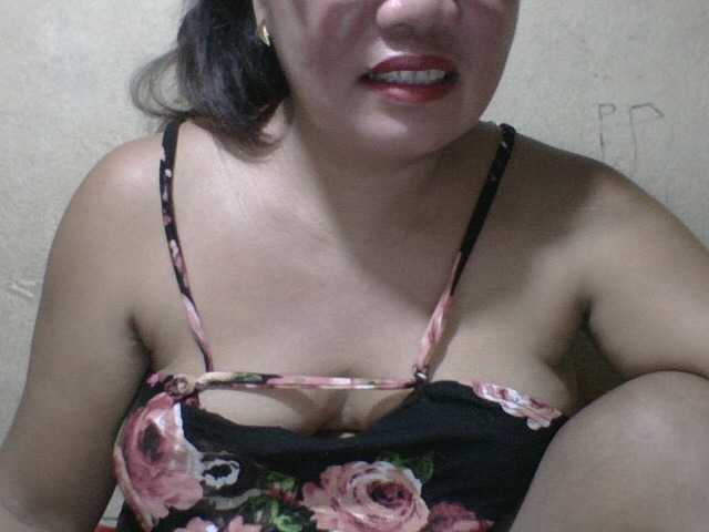 PinayAnna live cam on BongaCams