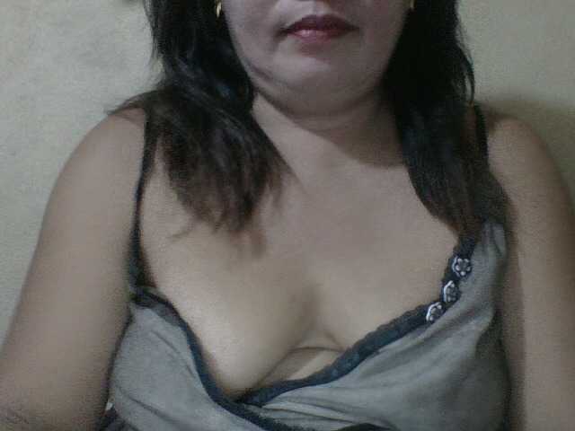 PinayAnna live cam on BongaCams