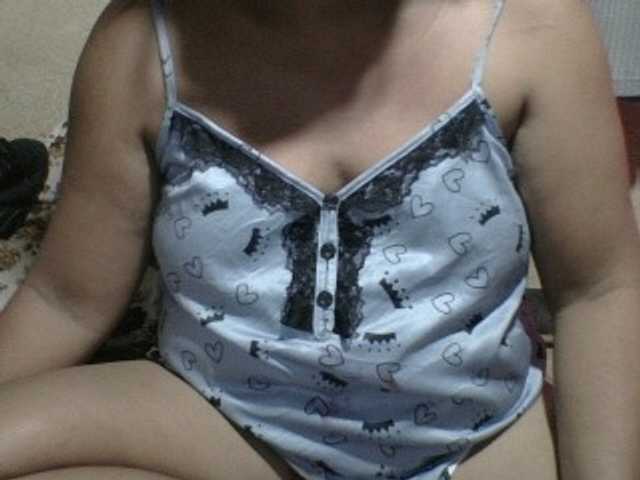PinayAnna live webcam show