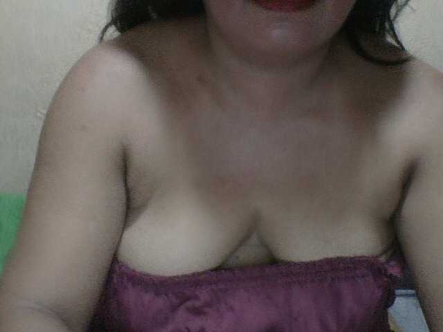 PinayAnna live cam on BongaCams