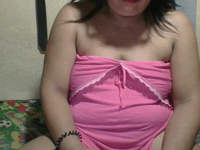 PinayAnna live webcam show