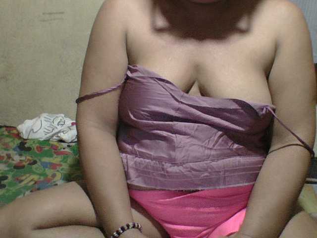 PinayAnna live webcam show