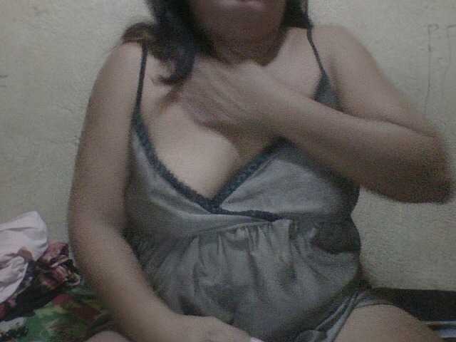 PinayAnna webcam