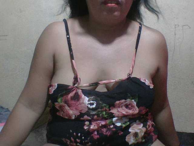 PinayAnna live cam on UnifiedCams
