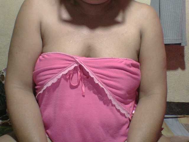 PinayAnna live webcam show