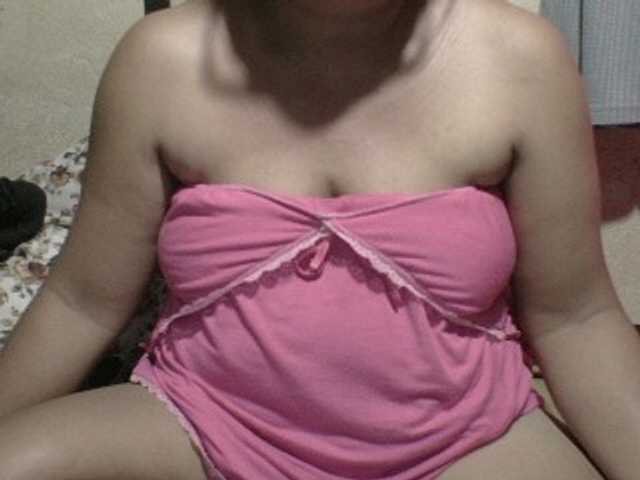 PinayAnna live webcam show