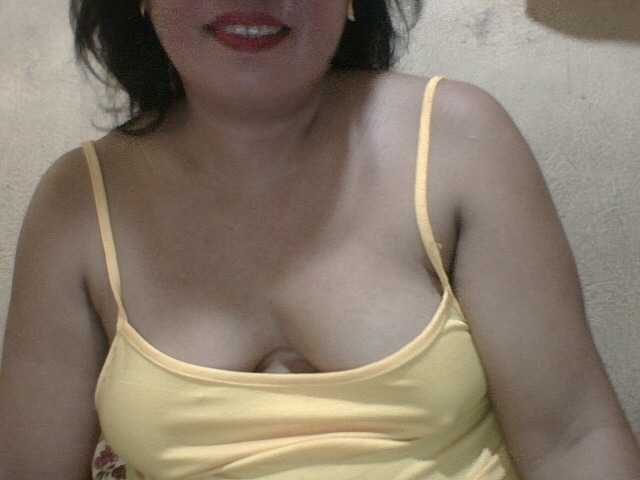 PinayAnna live cam on BongaCams