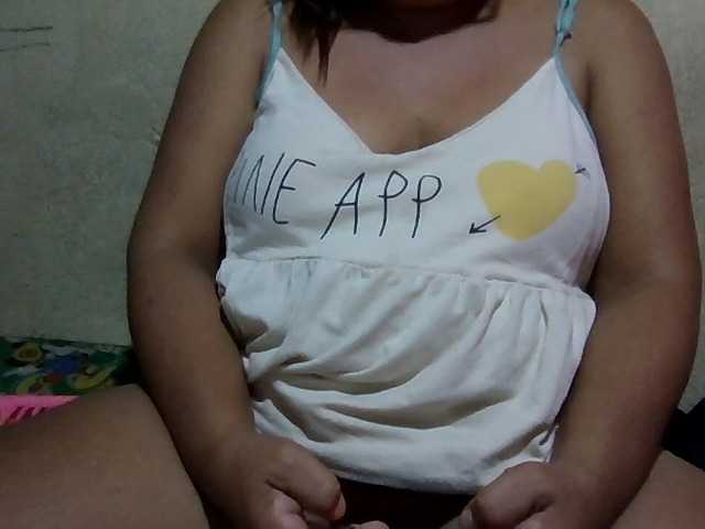 PinayAnna live cam on BongaCams