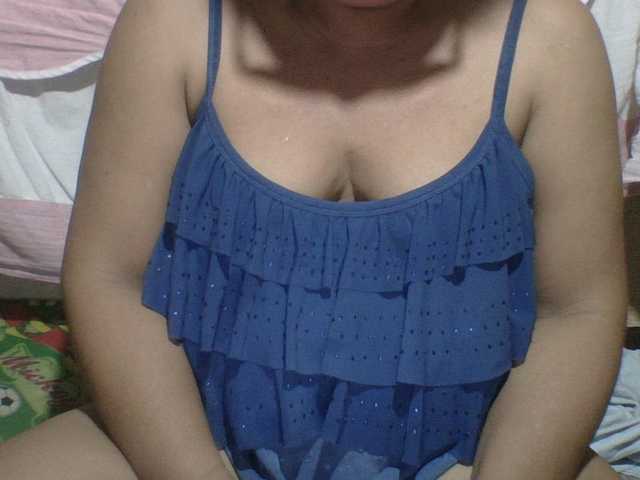 PinayAnna live webcam show