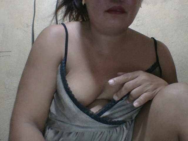PinayAnna live cam on BongaCams