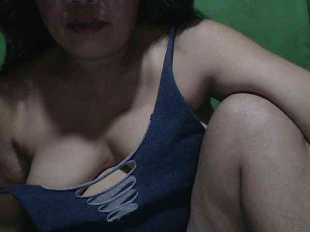 PinayAnna webcam