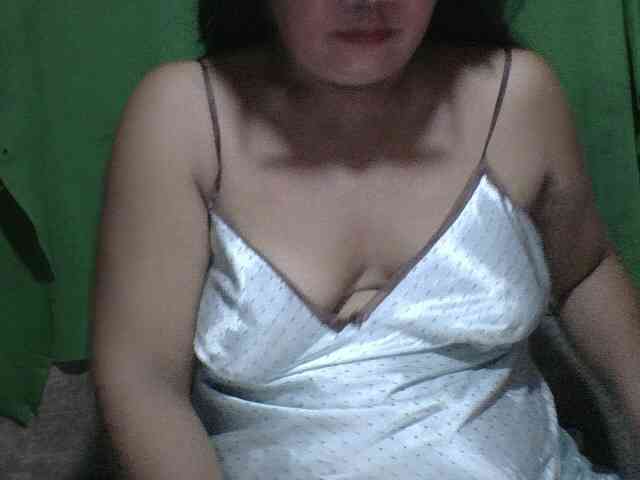 PinayAnna webcam