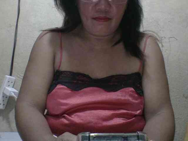 PinayAnna webcam
