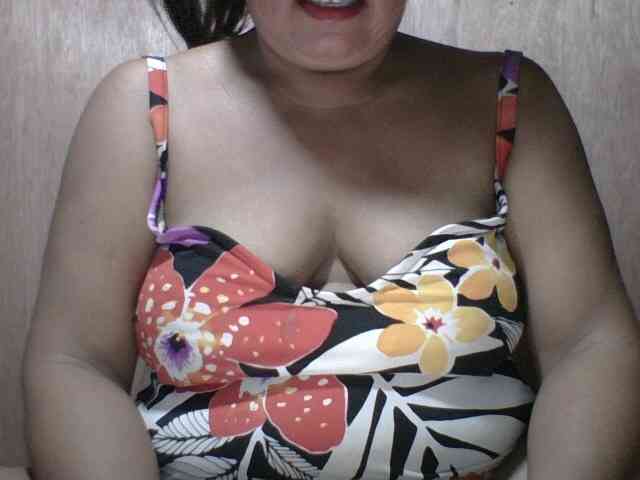PinayAnna webcam