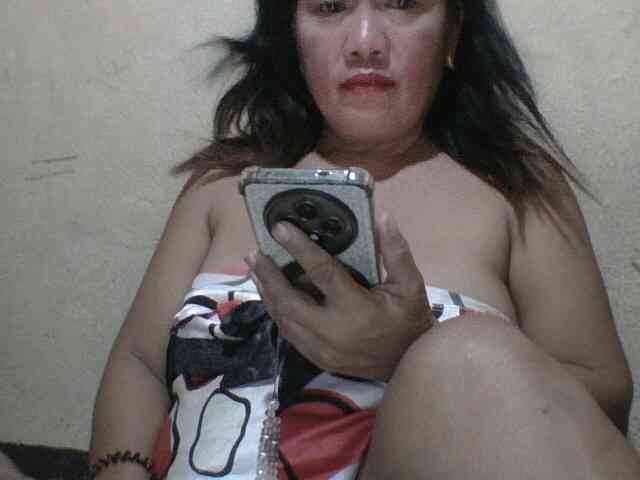 PinayAnna webcam