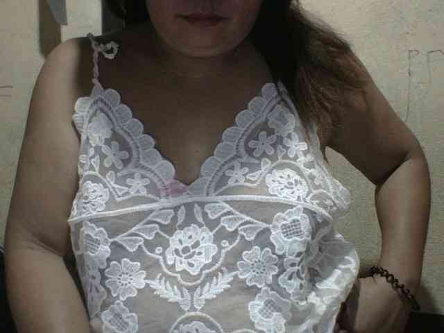 PinayAnna webcam