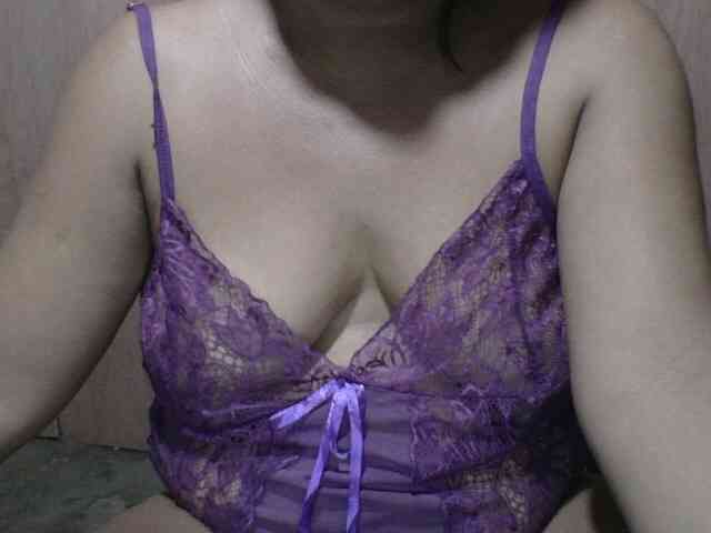 PinayAnna webcam
