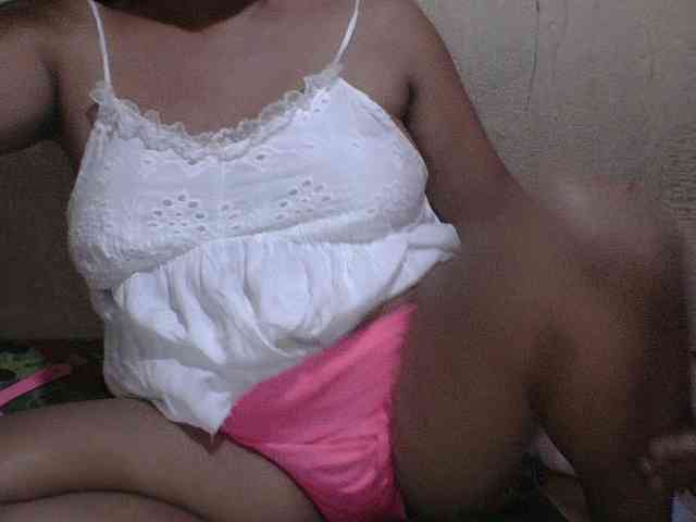 PinayAnna webcam