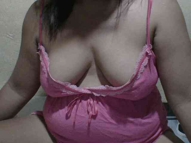 PinayAnna webcam