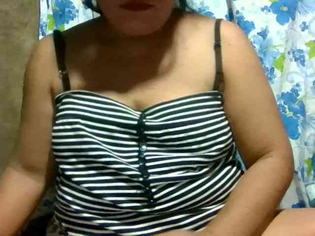 PinayAnna webcam
