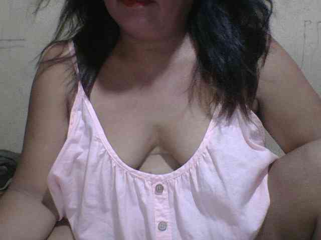 PinayAnna webcam
