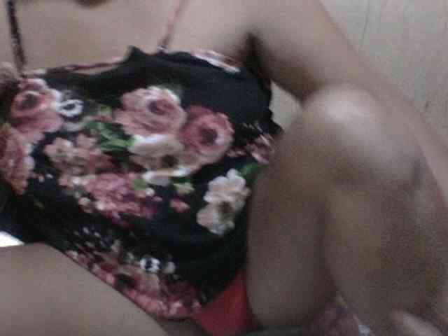 Model: PinayAnna