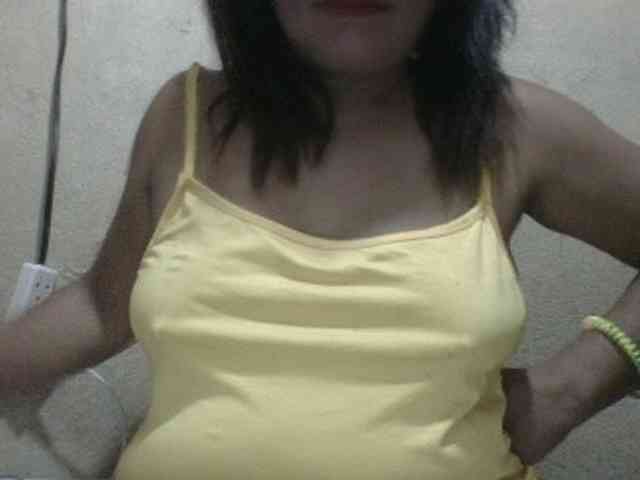 PinayAnna webcam